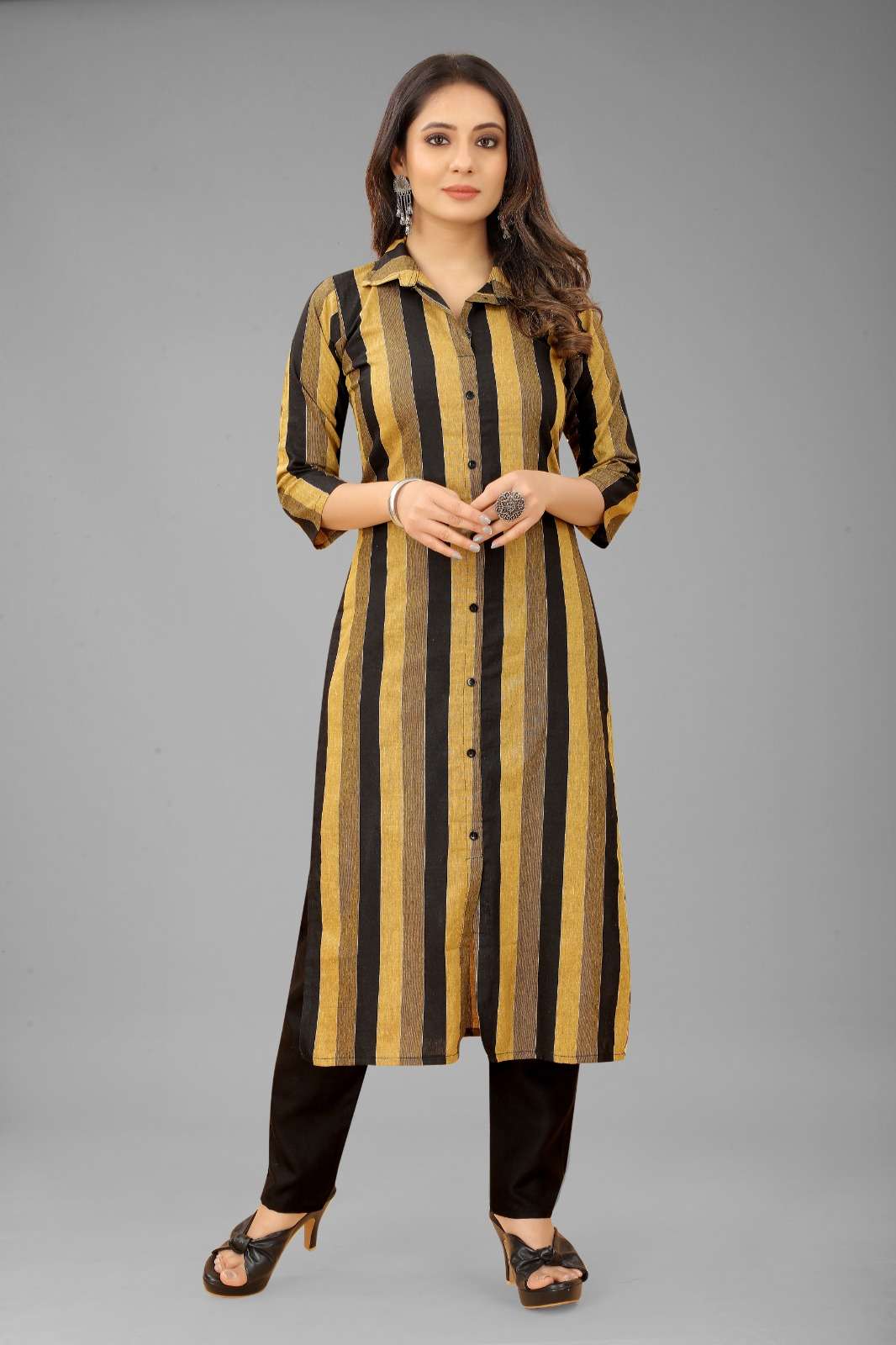 AYONIJA BY AQSAWHOLESALE PURE COTTON PRINT KURTI & PANTS