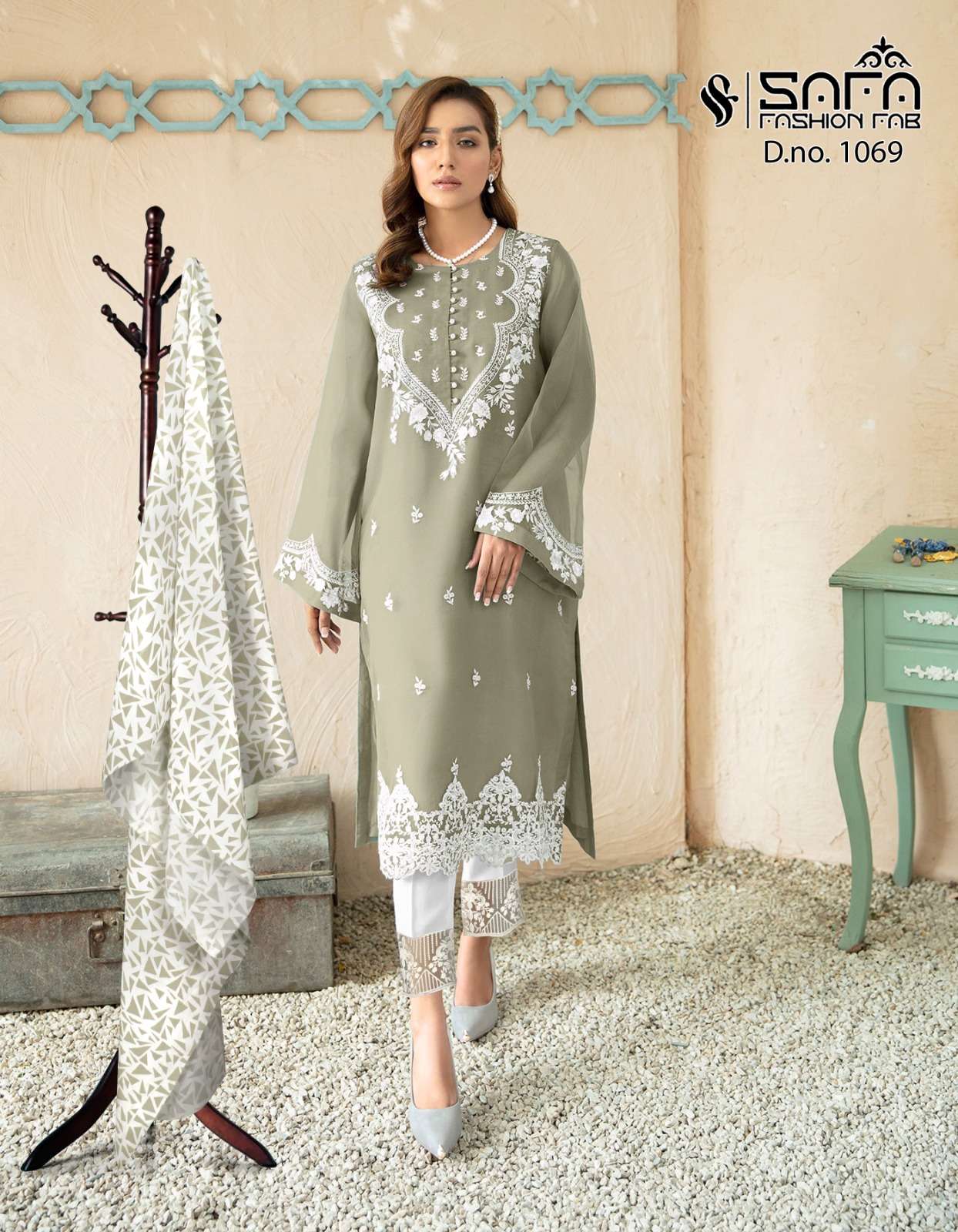 SAFA 1069 COLOURS BY SAFA FASHION FAB GEORGETTE EMBRODIERY PAKISTANI DRESSES