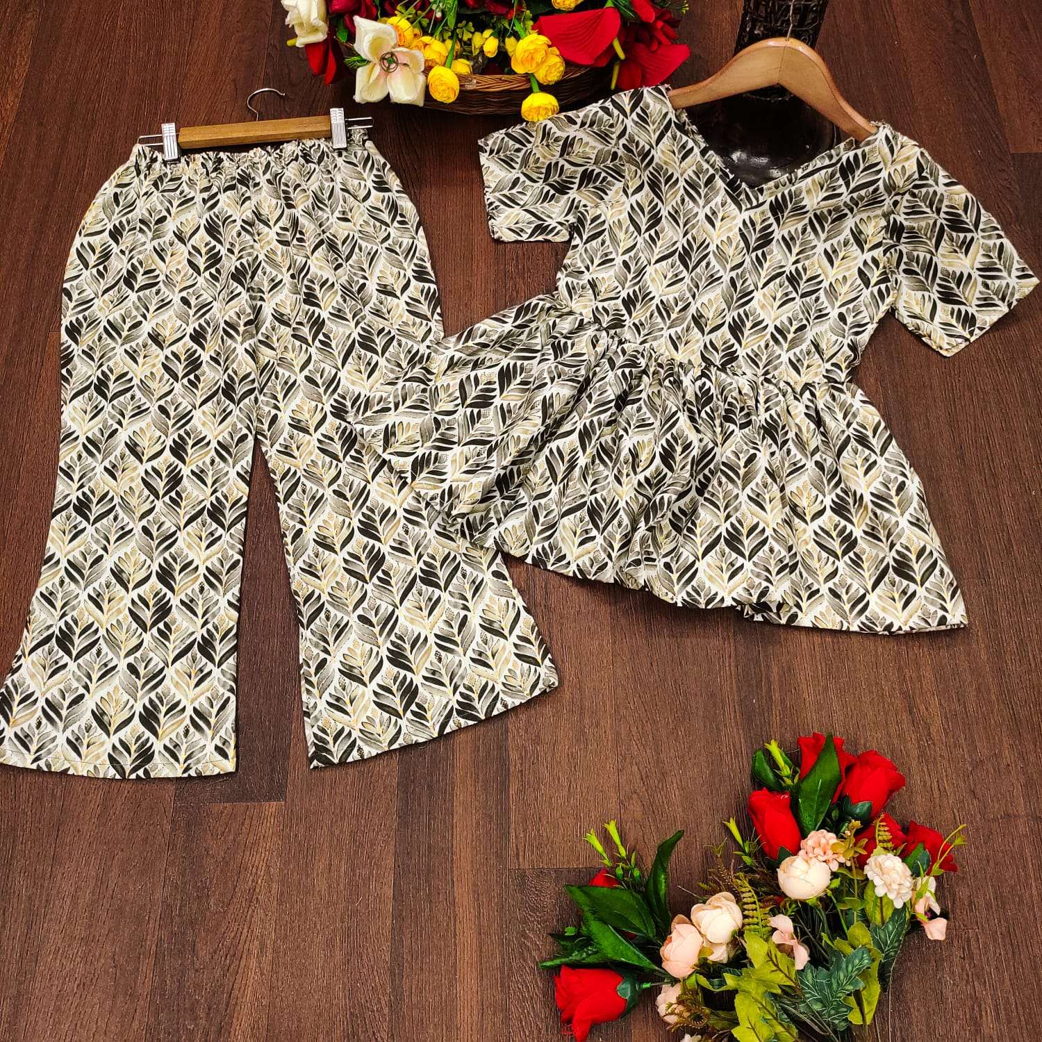 BIJLEE BY AQSAWHOLESALE CAPSULE COTTON PRINT KIDS CO-ORD SETS