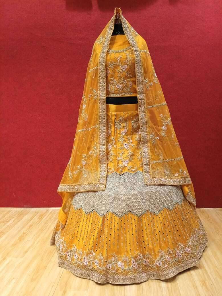 VANDANA BY AQSAWHOLESALE FANCY FABRIC DESIGNER WORK BRIDAL LEHENGA