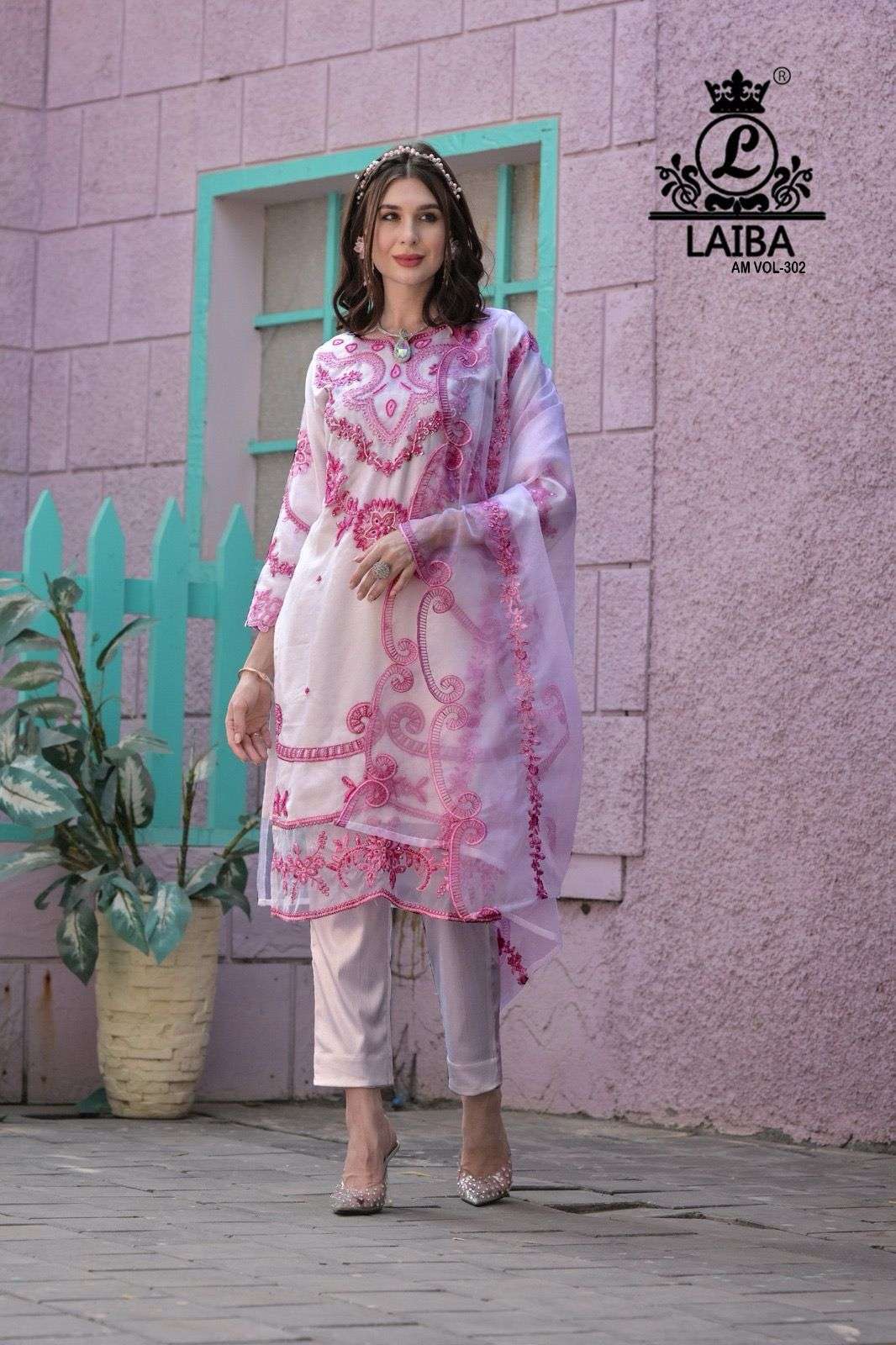 AM VOL-302 BY LAIBA PURE ORGANZA HEAVY EMBROIDERY WORK READYMADE DRESSES