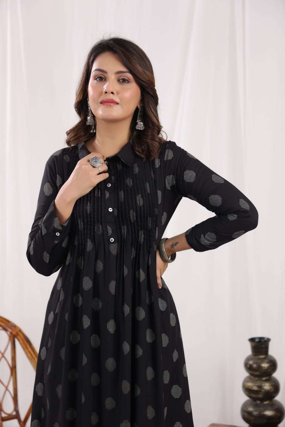 MD-613 NX BY AQSAWHOLESALE COTTON PRINT WORK SHORT KURTIS