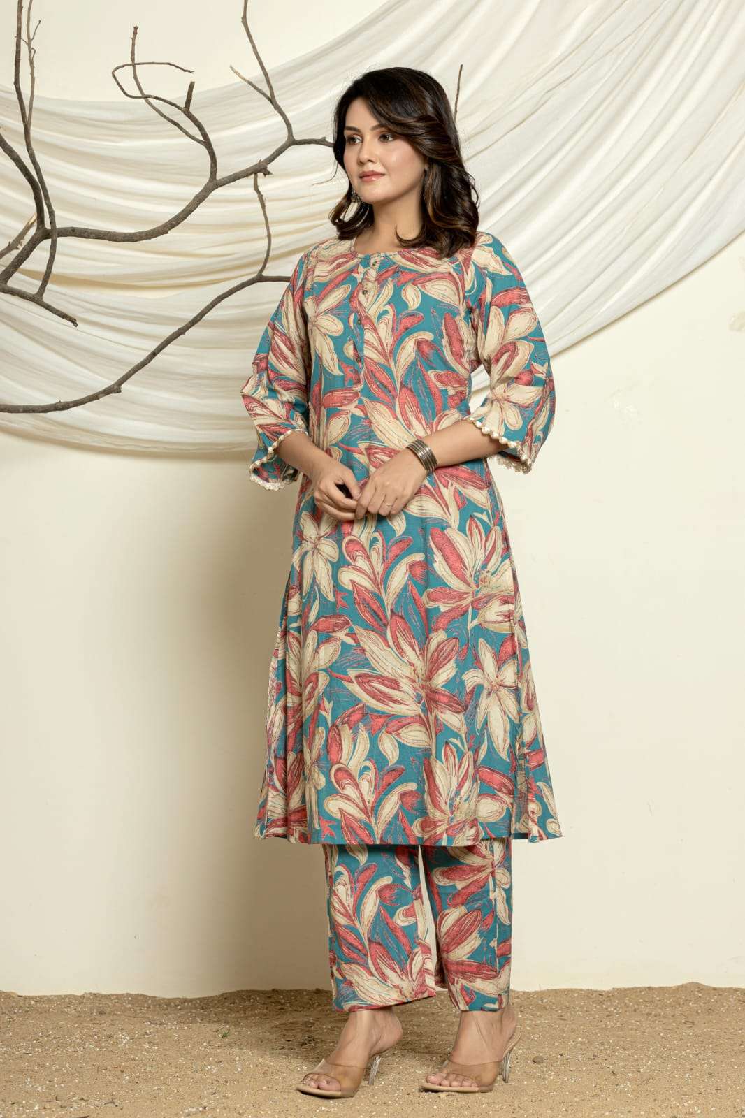 MD-719 NX BY AQSAWHOLESALE COTTON PREMIUM PRINT KURTI & BOTTOM SET