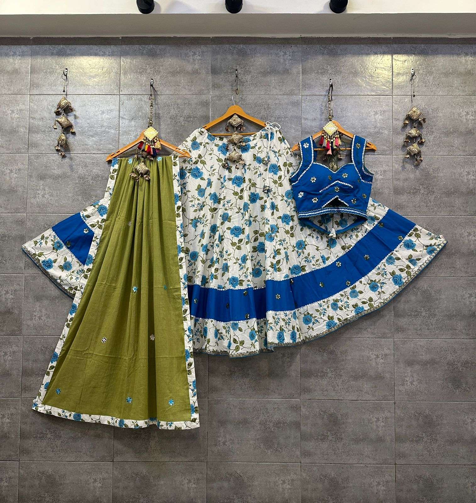 ASR-KASHMIRI FLOWER BY AQSAWHOLESALE CAMBRIC COTTON WORK READYMADE CHANIYA CHOLI